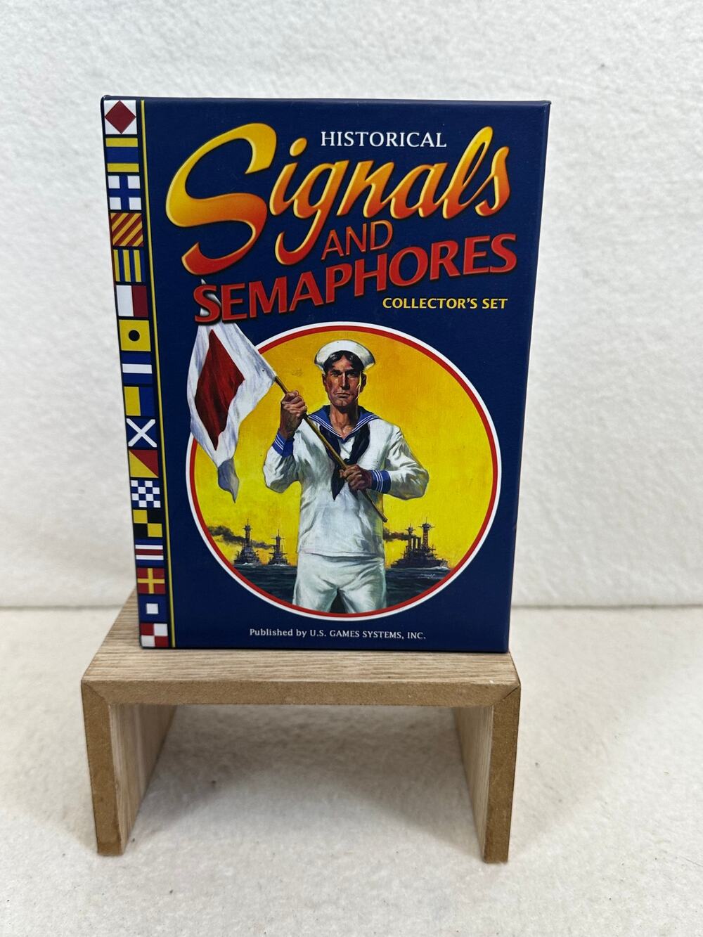 Historical Signals Semaphores Collector's Set Signal Flags Morse Code Kit-NEW